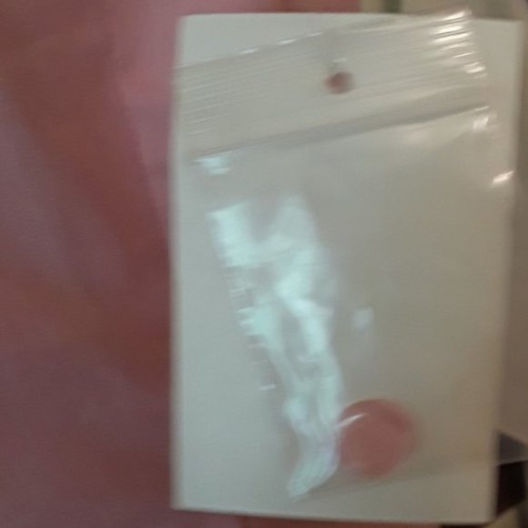 Worthington Creamy Pink Sleeveless Button Down Shirt Size 8 NWT - Picture 5 of 5